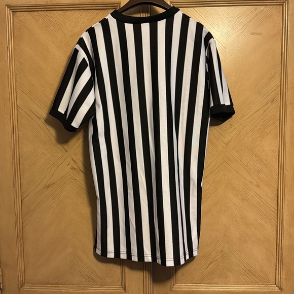 VKM Basketball Referee Short Sleeve - M - Picture 2 of 3